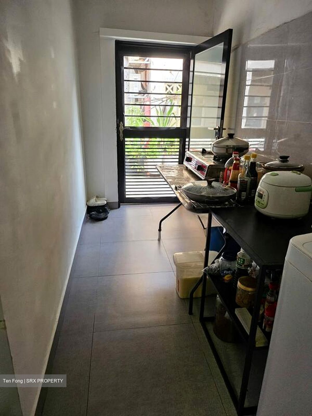 Joo Chiat Road (D15), Terrace #559849441